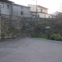 Parcheggio a nord del Paese